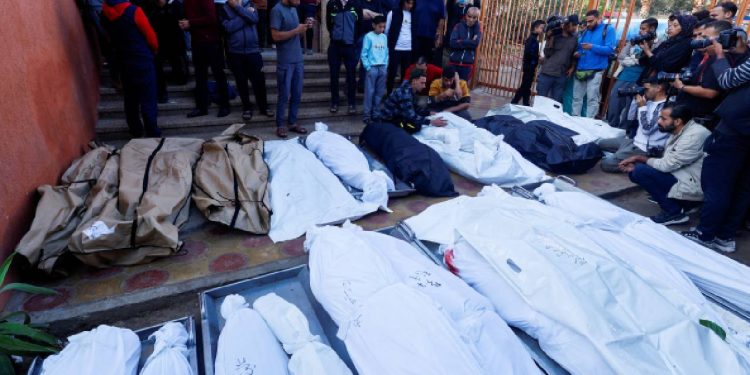 İsrail'den çarşambadan beri operasyon düzenlediği Şifa Hastanesi'ne 'bir saat içinde tahliye emri'