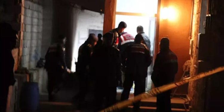 Kayseri’de cinayet; eşini kanlar içinde buldu