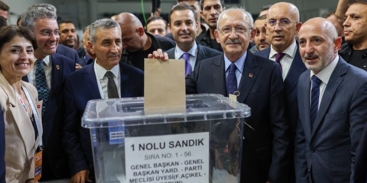 Kılıçdaroğlu, ikinci turda neden çekilmediğini ilk kez açıkladı: 'O tweet çok ağırıma gitti'