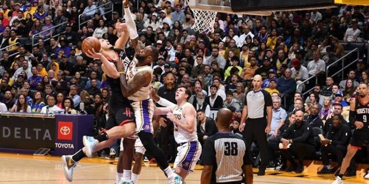 LeBron James'ten Alperen Şengün'e büyük övgü