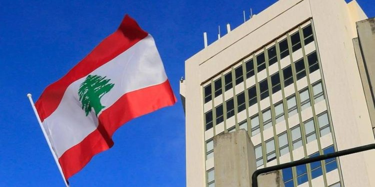 Lübnan, beyaz fosfor bombası kullanan İsrail'i şikayet edecek