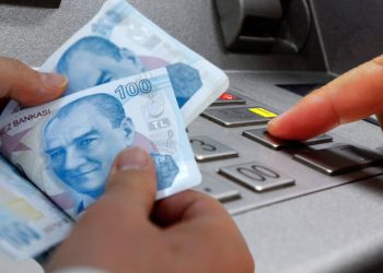 Meclis'te kabul edildi: Çalışan emeklilere 5 bin TL ikramiye...