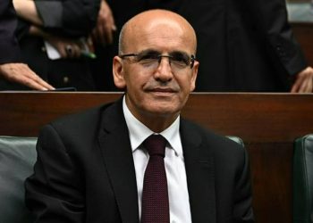 Mehmet Şimşek'ten enflasyon iddiası: 'Bir yıl süre' istedi, 'kontrol altına alacağız' dedi