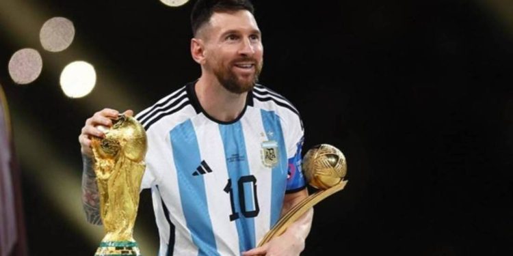 Messi'nin Dünya Kupası formaları rekor fiyatla satılacak