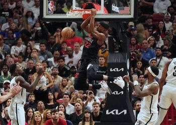 Miami Heat, Nets'i Butler'la devirdi