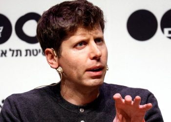 OpenAI Yönetim Kurulu, görevden aldığı ChatGPT CEO'su Altman'ı 'geri döndürme çabasında'