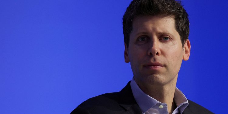 OpenAI’dan olaylı şekilde gönderilen Sam Altman CEO olarak geri döndü