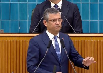 Özgür Özel: Erdoğan'ın karşısında bu darbeye direnmeye devam edeceğiz