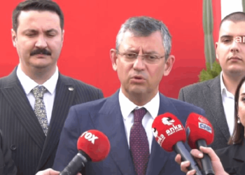 Özgür Özel'den Erdoğan'a 'emanetçi' yanıtı: Kendisi Atatürk'ün koltuğunu emanet edeceği günü beklesin, çok uzak bir tarih değil
