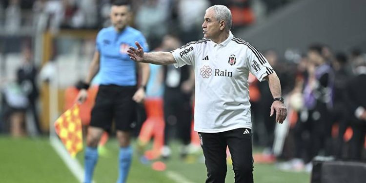 Rıza Çalımbay'dan Ghezzal açıklaması: Soyunma odasında ağladı