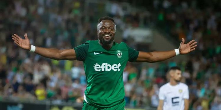 Rıza Çalımbay'ın gözü Tekpetey'in üstünde