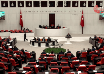 Saadet Partisi'nin 'yargıdaki kamplaşmanın araştırılması önergesi' AKP ve MHP oylarıyla reddedildi