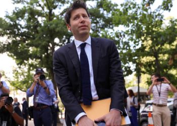 Sam Altman, OpenAI CEO'su olarak geri dönüyor