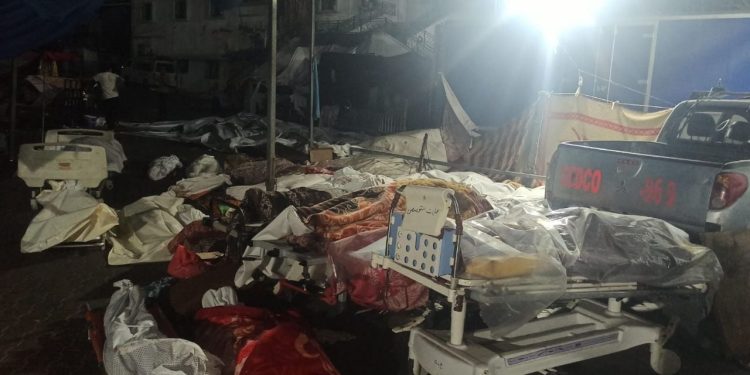 Şifa Hastanesi doktoru: 200 kişiyi toplu mezara gömdük