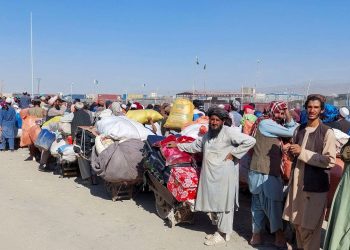 Sınır dışı mühleti doluyor: 100 binden fazla Afgan Pakistan'ı terk etti