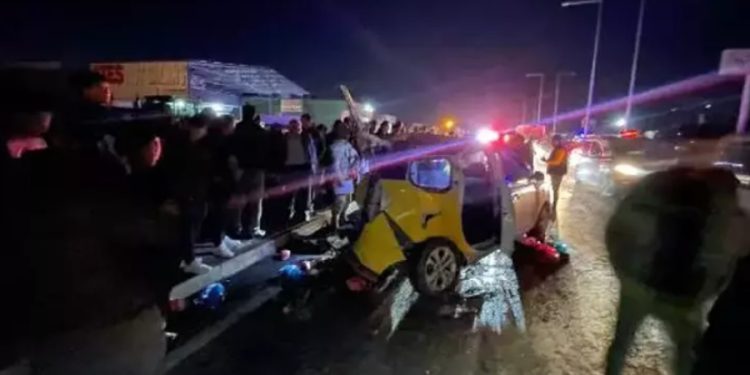 Şırnak’ta TIR ile taksi çarpıştı: 2 ölü, 5 yaralı