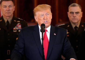 Trump, İran’la anısını ifşa etti: ‘İtibarımız için sizi vurmamız lazım ama endişelenmeyin’ dediler