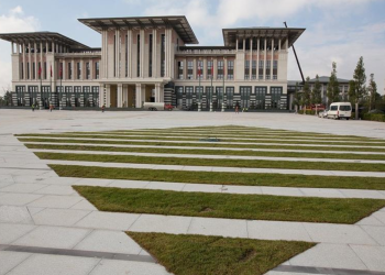 Ülke borç batağında: 95,5 milyar liralık açık