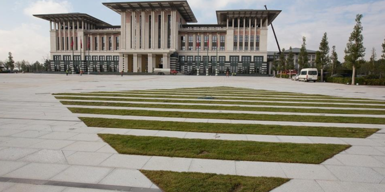 Ülke borç batağında: 95,5 milyar liralık açık