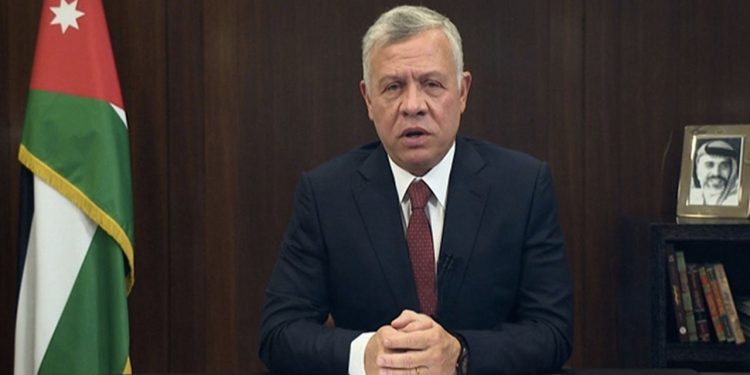 Ürdün İsrail ablukası altındaki Gazze'ye havadan yardım ulaştırdı