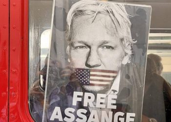 Wikileaks kurucusu Julian Assange'in tutukluluğu ABD'de iki uç siyasiyi yan yana getirdi