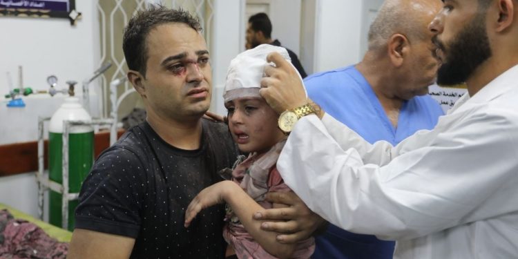 Yaralanan bin Filistinli çocuk, BAE'de tedavi edilecek