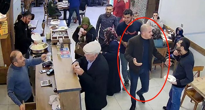 Yediği döneri beğenmediği için hesap ödemeyen kaymakama soruşturma
