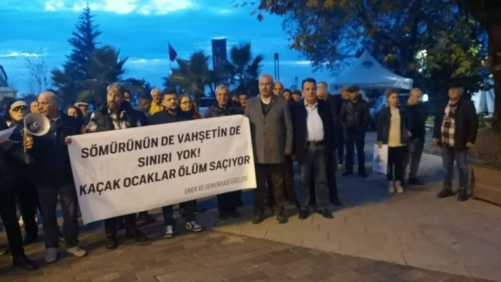 Zonguldak'ta hayatını kaybettikten sonra bedeni patron tarafından yakılan madenci için eylem