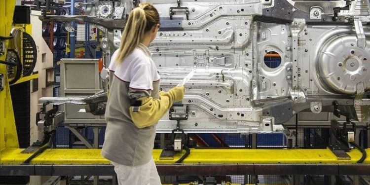 Reel kesim güveni 10 ayın en düşük seviyesinde