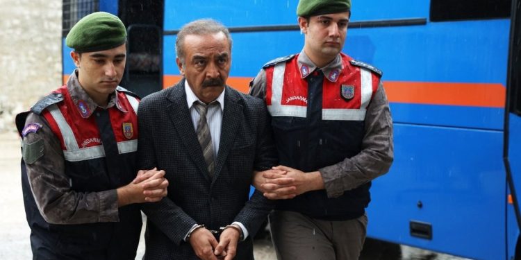 Yılmaz Erdoğan başrolde: ‘İnci Taneleri’ dizisinden ilk fotoğraflar…