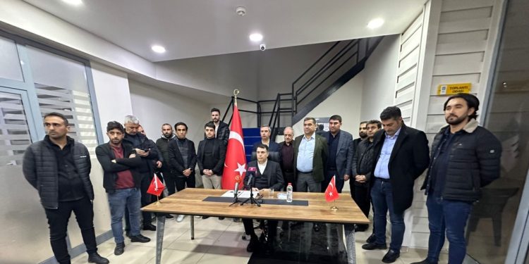 Şeyh Sait tartışmaları İYİ Parti Diyarbakır teşkilatlarını da istifa ettirdi