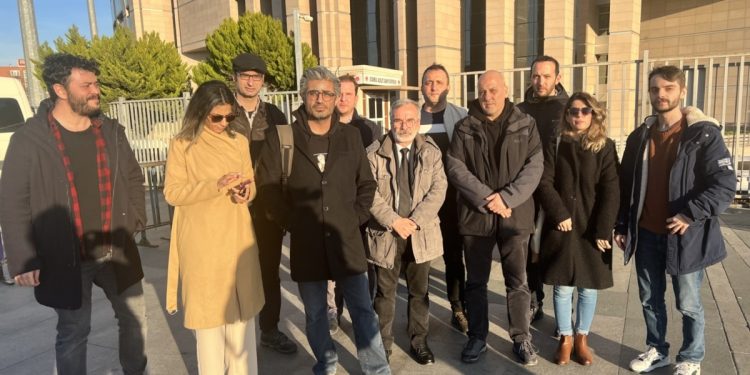 Gazeteci Furkan Karabay “terörle mücadelede görev almış kişileri hedef gösterdiği” gerekçesiyle tutuklandı