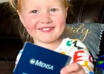 2 yaşında okumaya başladı; rekor kıran IQ’suyla Mensa’nın en genç kız üyesi oldu