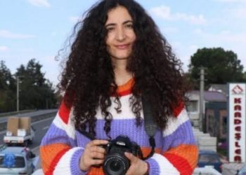 Gözaltına alınan JINNEWS muhabiri Toral adliyeye sevk edildi