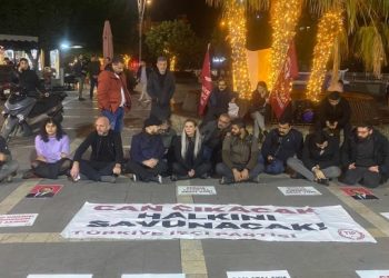 Can Atalay için eylemde olan TİP’liler: AYM kararı uygulansın