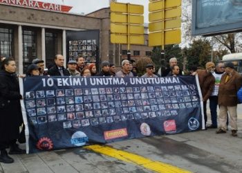 Ankara Gar Katliamı’nda yaşamını yitirenler anıldı