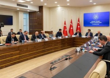 Ekonomist Önder: Asgari ücret artışı zamlar karşısında eriyecek