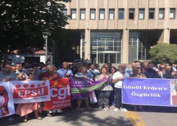 Sanıkları yüzlerini görmeden teşhis etti