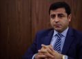 Demirtaş: Sırf Kürt anasını görmesin diye Türkiye felakete sürükleniyor!