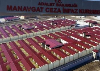 Manavgat’ta açlık grevindeki tutsaklara yemek yeme dayatması