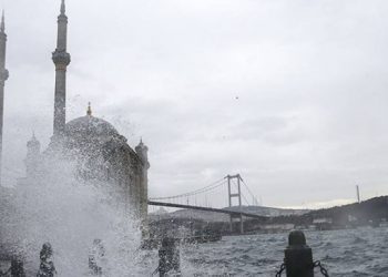 İstanbul’da fırtına ve yağışın bilançosu: 1 ölü, 4 yaralı