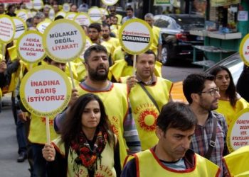 İzmir’de 3 sözleşmeli öğretmen için ‘sürgün’ kararı