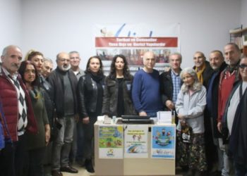 Veli-Der’den Eğitim Bakanı Tekin hakkında suç duyurusu