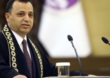 AYM Başkanı Arslan: Uzaktan kumandalı yargı da yargıç da olmaz