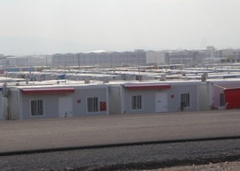 Depremzedeler kışı evsiz geçirecek