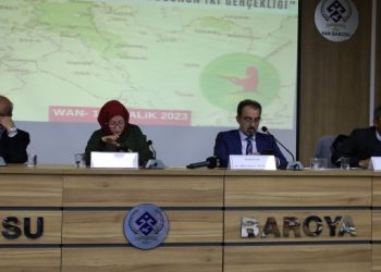 İslam ve Kürtler paneli: İslam’ın kadınlara verdiği hakları erkekler kısıtladı