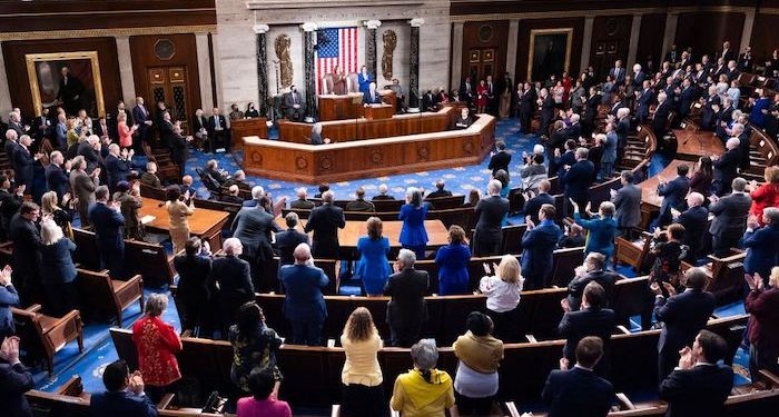 ABD| Ukrayna’ya yardım Kongre’ye takıldı, Biden uyardı