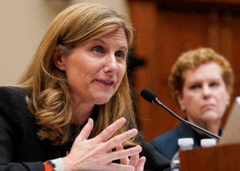 ABD üniversitelerinde ifade özgürlüğü krizi: Antisemitizmle suçlanan UPenn rektörü Liz Magill istifa etmek zorunda kaldı