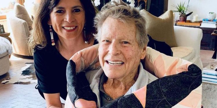 ABD’li aktör Ryan O’Neal 82 yaşında hayatını kaybetti