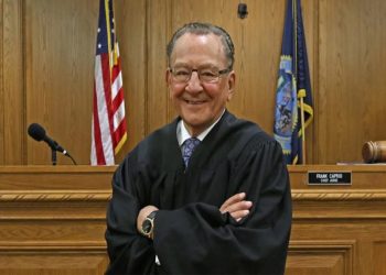 ABD’li ünlü yargıç kansere yakalandığını duyurdu